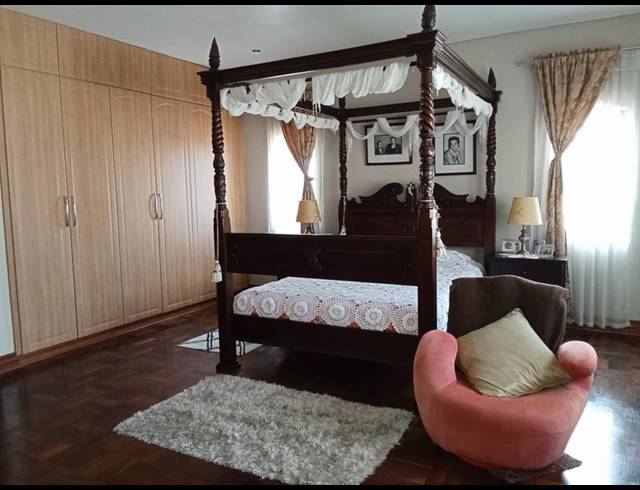 5 BEDROOM HOUSE FOR SALE IN SOUTH KENSINGTON